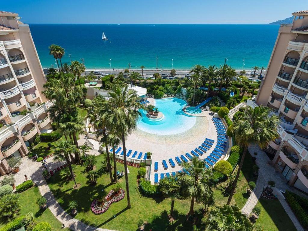 4 Personnes Sea View Pool *